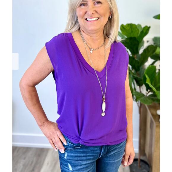 Kylie Paige Top Womens L Barbie Chiffon Tank V Neck Flowy Sheer Lined Purple - Picture 1 of 10